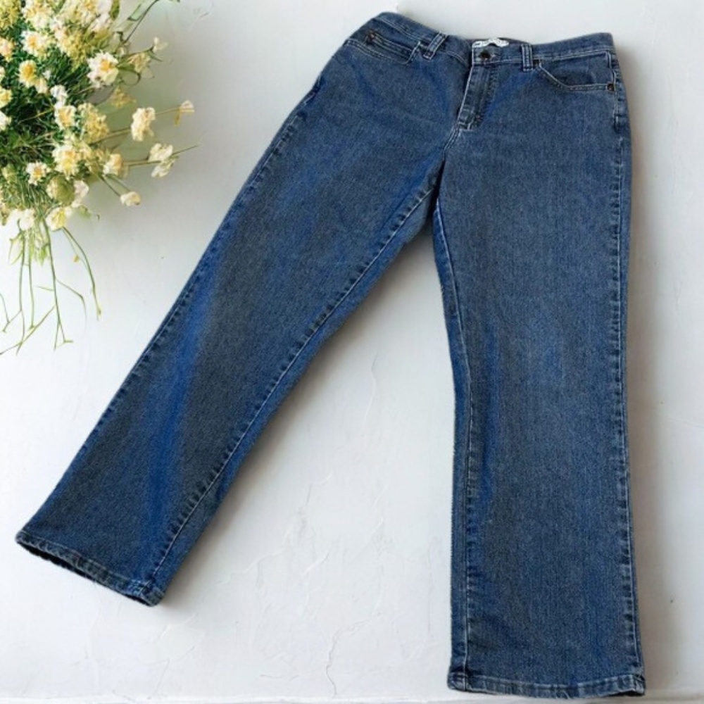 Lee Women's Relaxed Fit at the Waist Denim Jeans